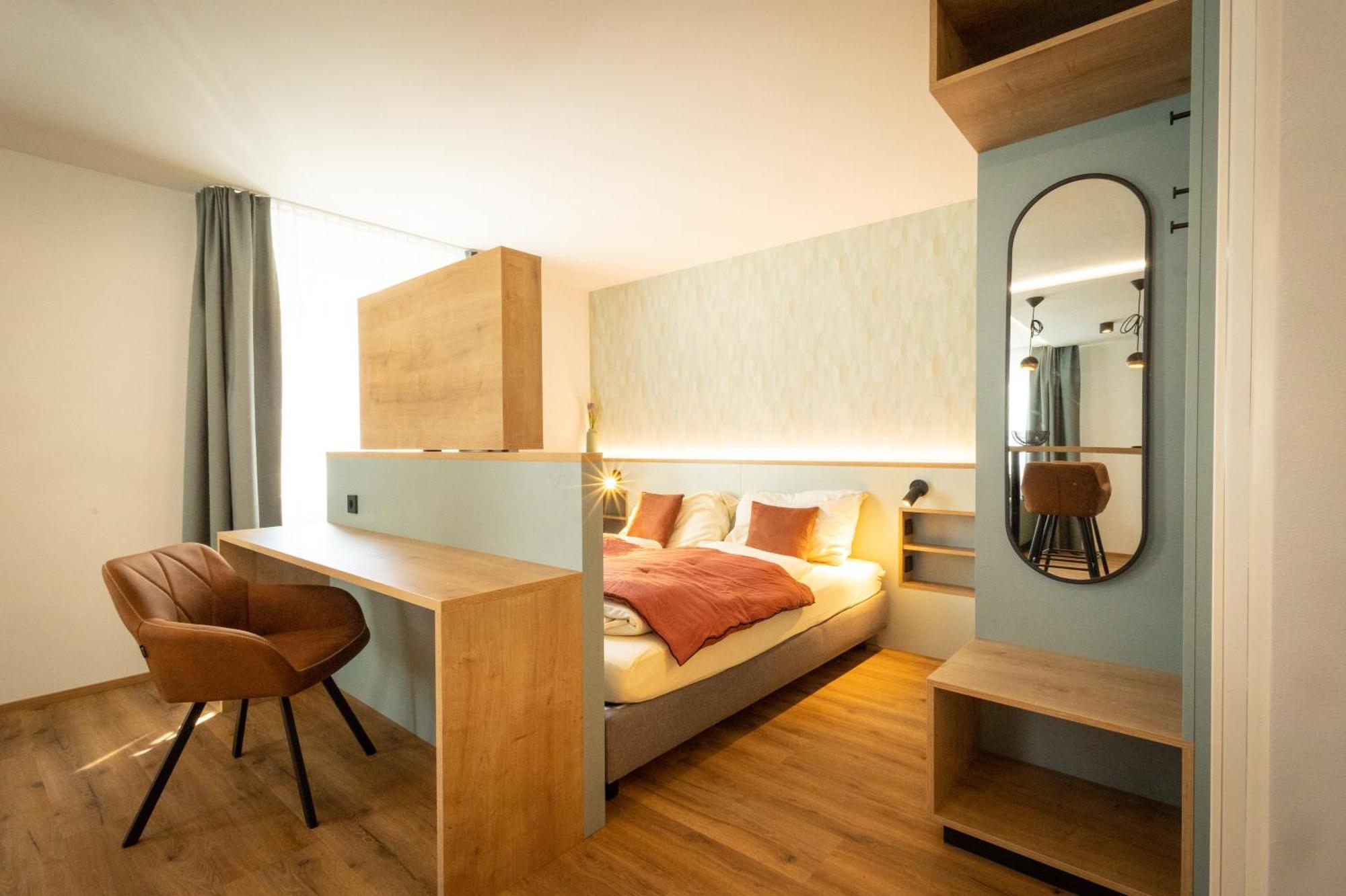 Hotel Zum Loewen Weissenhorn Ngoại thất bức ảnh