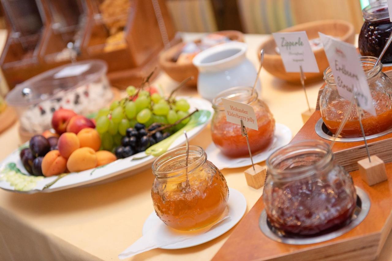Hotel Zum Loewen Weissenhorn Ngoại thất bức ảnh